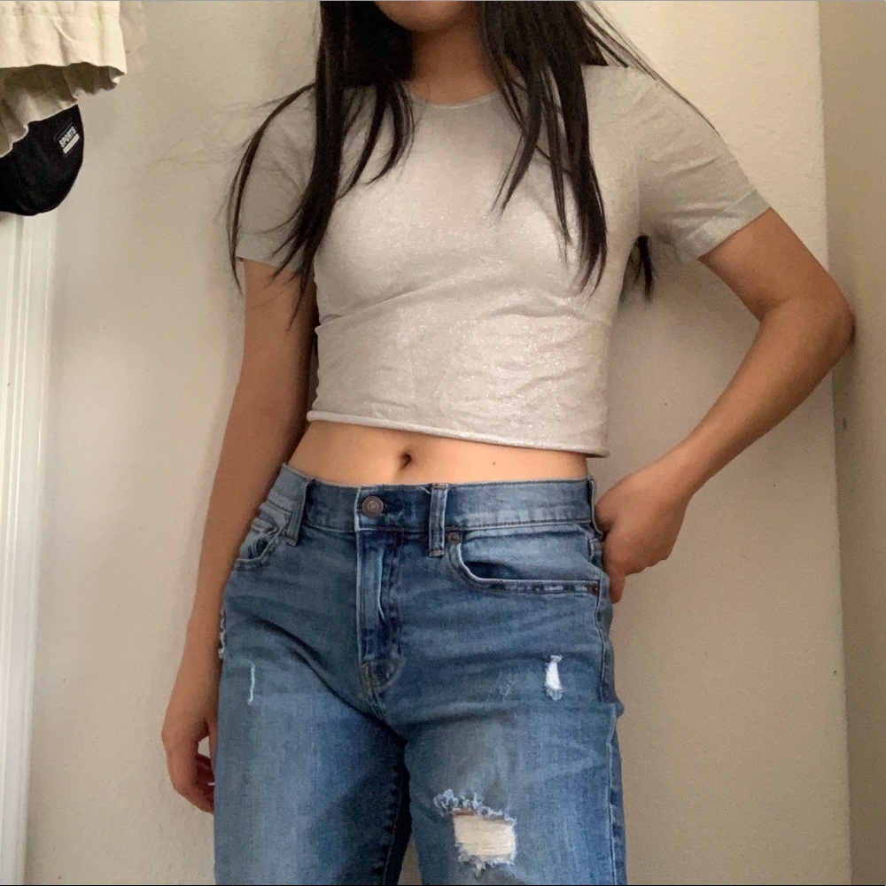 ✨ shimmery silver crop top